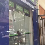 Apt Em Copacabana Na Praia